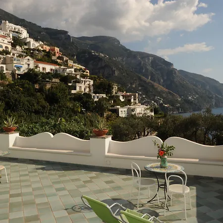 Dimora Fornillo Hotell