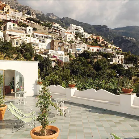 Dimora Fornillo Hotell 3*