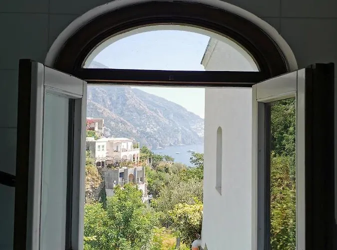 Dimora Fornillo Hotell