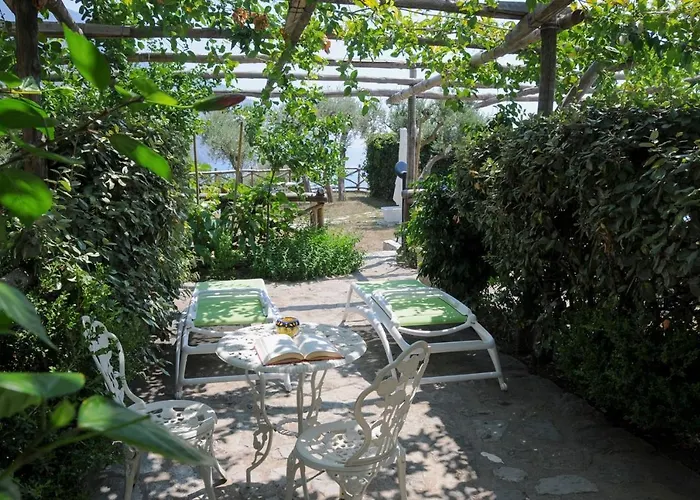 Dimora Fornillo Hotell 3*