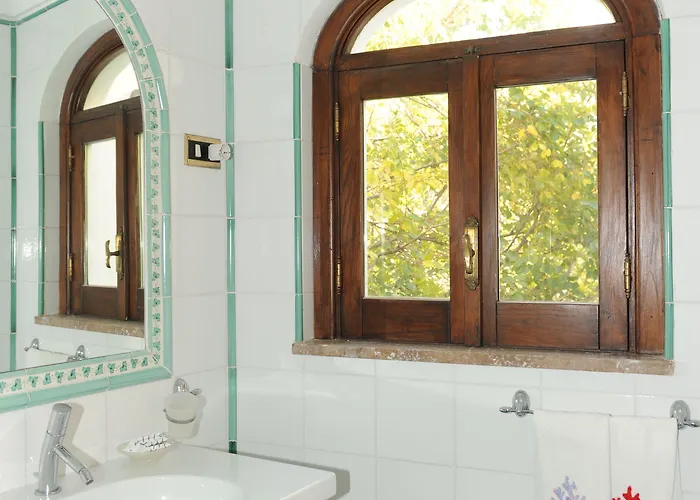 Dimora Fornillo Hotell 3*