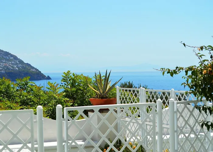 Dimora Fornillo Hotell 3*